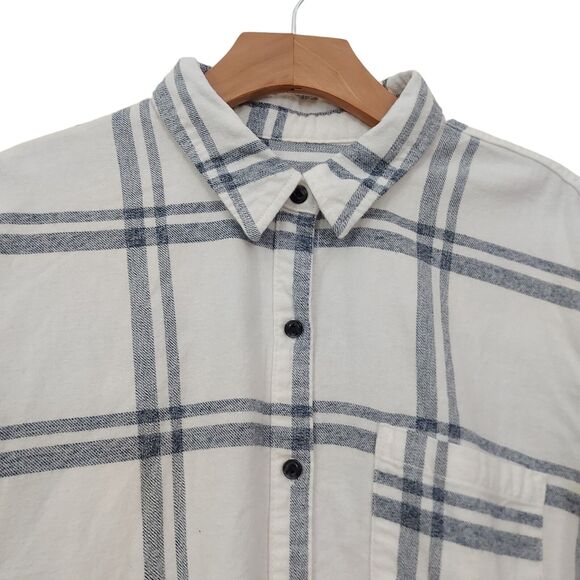 Universal Thread Flannel Shirt Womens Large White Button Up Long Sleeve Cotton - Picture 3 of 11
